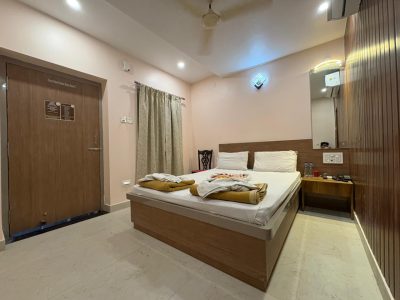 WhatsApp Image 2025-11-13 at 19.51.03