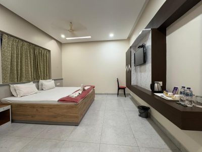 WhatsApp Image 2025-11-13 at 19.51.05