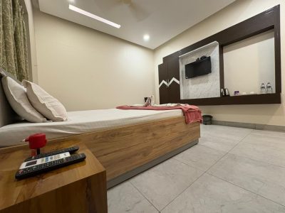 WhatsApp Image 2025-11-13 at 19.58.52